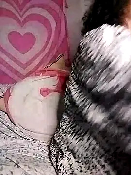 TasteeKitty's cam snapshot