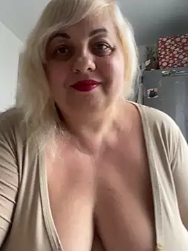 LanaSoftt's cam snapshot