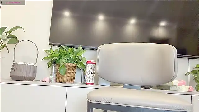 GG-BONG1 live sex cam