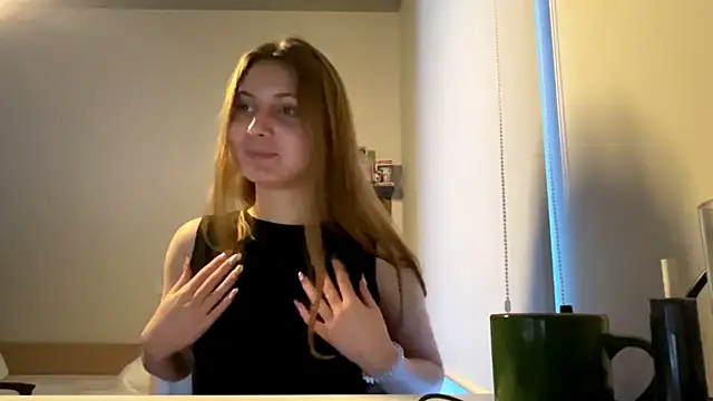 Callmeee_star's cam snapshot