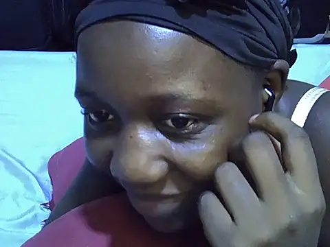 Adaline-Paris's cam snapshot