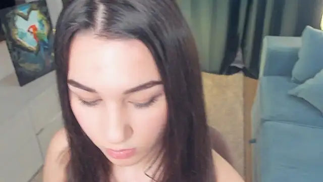 HienBiddie's cam snapshot