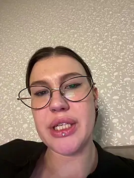 RinaCat live sex cam