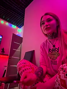 AriWild's cam snapshot