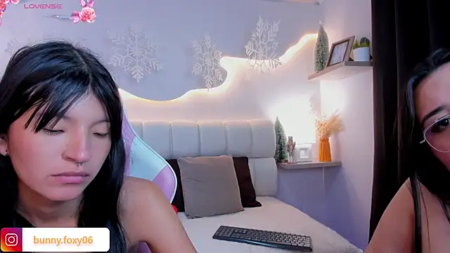 foxybunny's cam snapshot