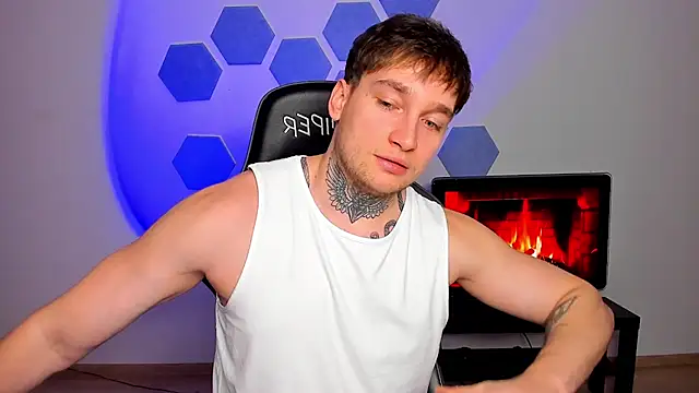 Chris_Tyson's cam snapshot