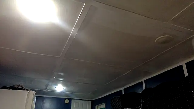 sexyhotstud12's cam snapshot