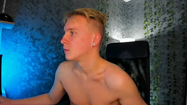 AlexxSweet's cam snapshot