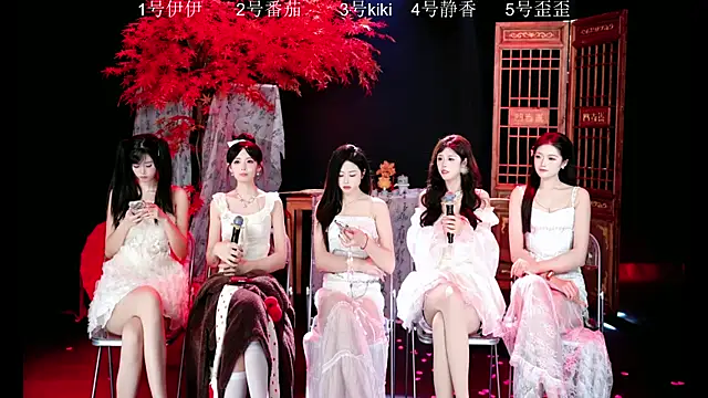 Shiny-girl7788's cam snapshot