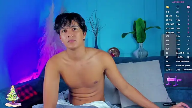 Leo_Savage_'s cam snapshot