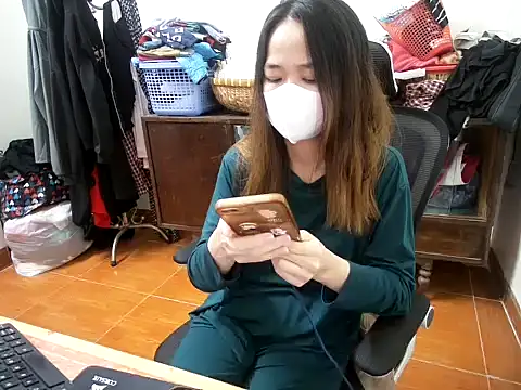 ---Lusi03---'s cam snapshot