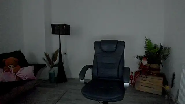 Carla_Devon's cam snapshot