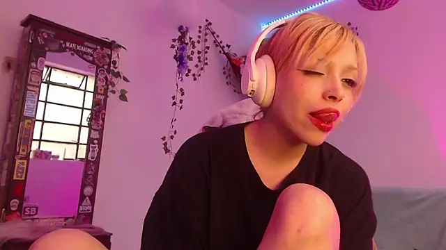 MaryJannes's cam snapshot