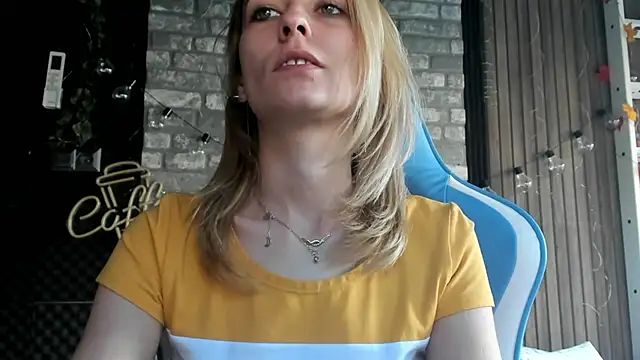 karo123421's cam snapshot