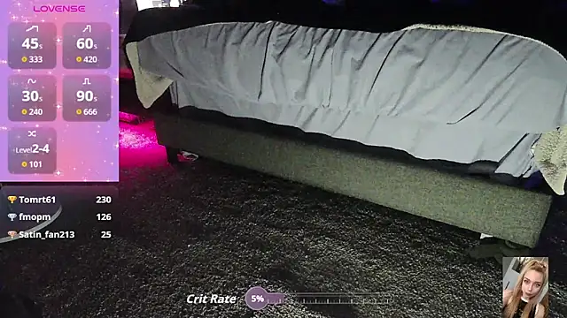 Blondiewithanass's cam snapshot