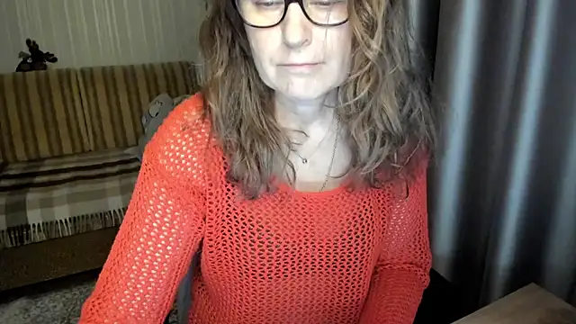 lauraoven's cam snapshot