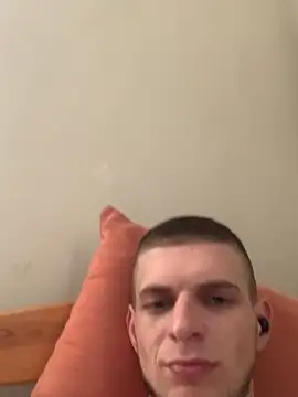 SexSlavek live sex cam