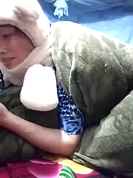 PhamPm70's cam snapshot