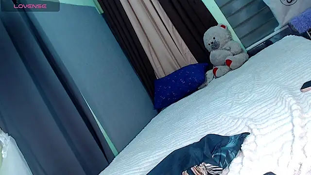 Creamycum_celinexx live sex cam