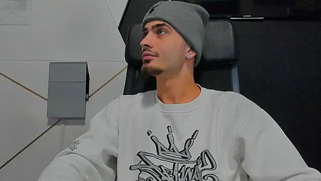 BrandonTate's cam snapshot