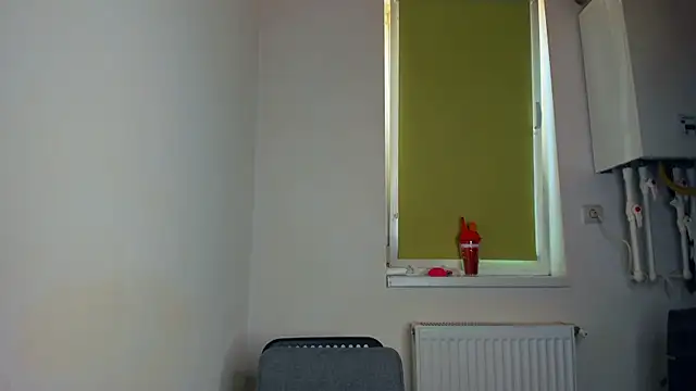 LaraStone69 live sex cam