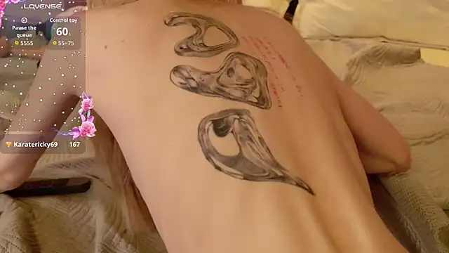 MilkMeSoftly's cam snapshot