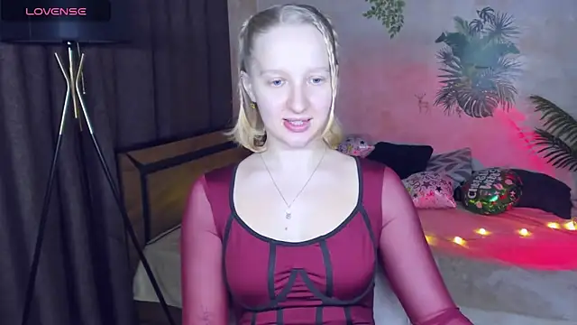 SummerPink's cam snapshot