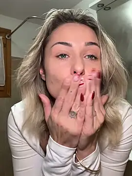 petrouchkaaa_ live sex cam