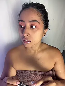 Valentinne_z live sex cam