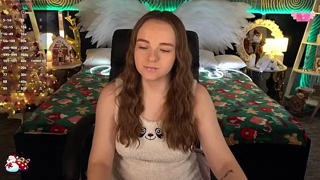 FoxyShy live sex cam