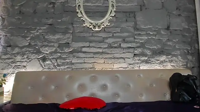 shygurl18's cam snapshot