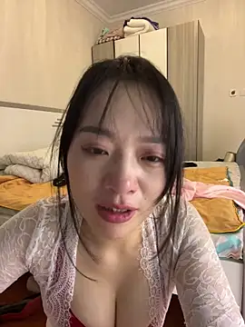 Mia-t's cam snapshot