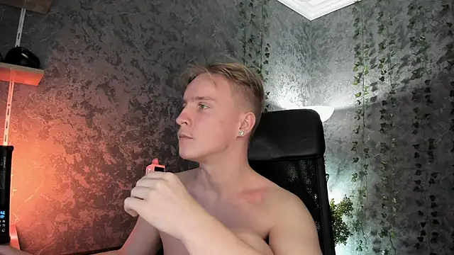 AlexxSweet live sex cam