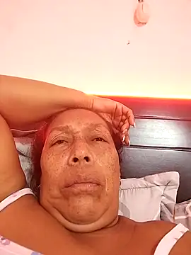 Naomi-Mature's cam snapshot