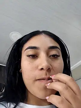 AmberGold-'s cam snapshot