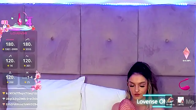 Nicole_Bond's cam snapshot