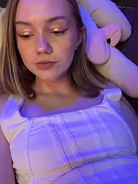 MilaMoone's cam snapshot