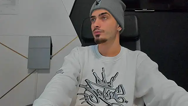 BrandonTate live sex cam