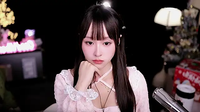 coward_by's cam snapshot