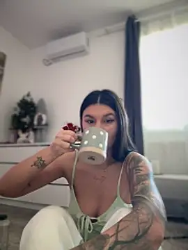 DramaQueen__'s cam snapshot