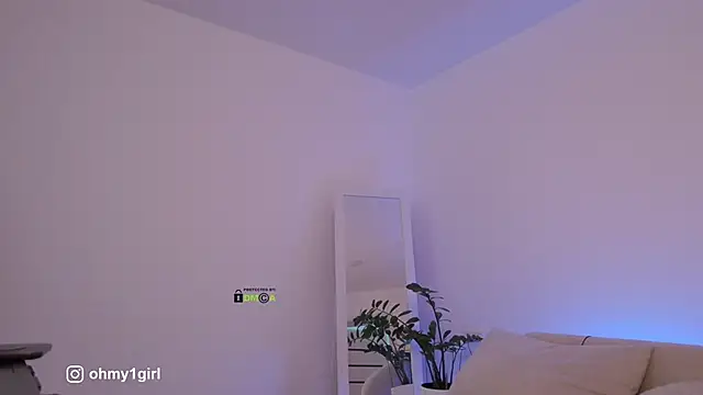 Fallinlove1's cam snapshot