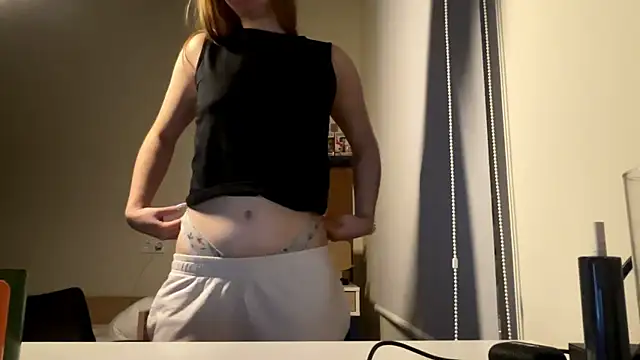 Callmeee_star's cam snapshot