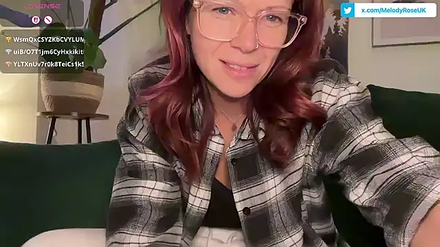 MelodyRoseUk live sex cam