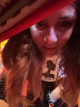 DaisyVibesss's cam snapshot