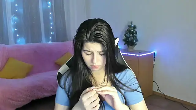 KisaModel live sex cam