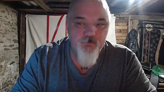 Newfiesausage1972 live sex cam