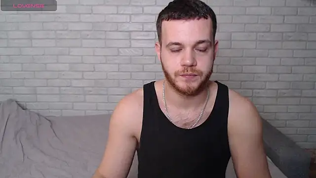Alexxx_horny live sex cam