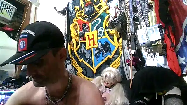 slinginbigD's cam snapshot