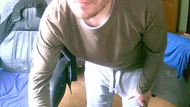 dado-hot12's cam snapshot