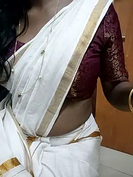 Tamilmallu-duskygirl03's cam snapshot